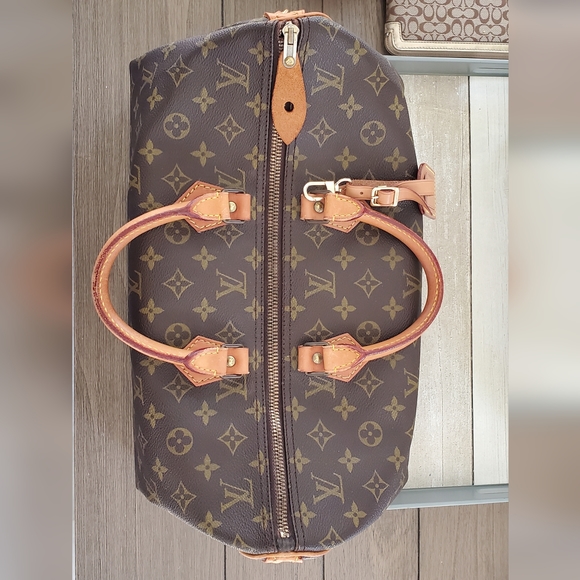 LV Monogram Speedy 40 (Box, 2 Organizers, Dust bag, Luggage tag, Lock&Key) - Picture 10 of 16